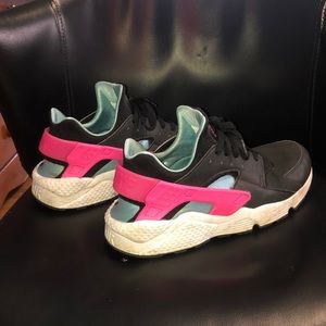 Air Huarache shoes